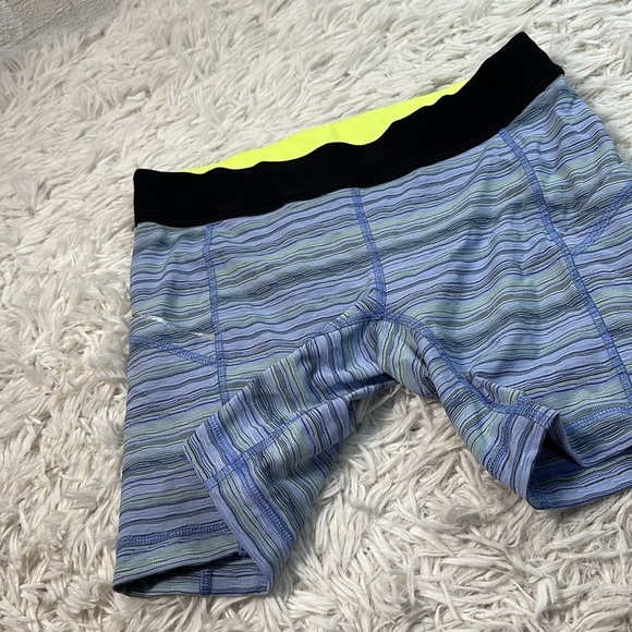 Lululemon What The Sport Short II Space Dye Twist Lullaby Ray - Picture 2 of 6